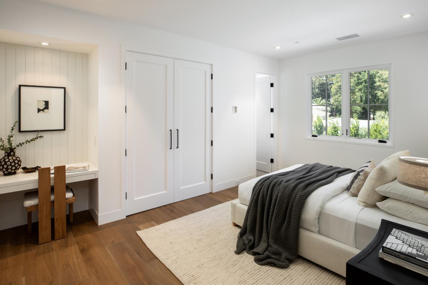 Detail Gallery Image 30 of 57 For 240 Valparaiso Ave, Atherton,  CA 94027 - 6 Beds | 6/1 Baths