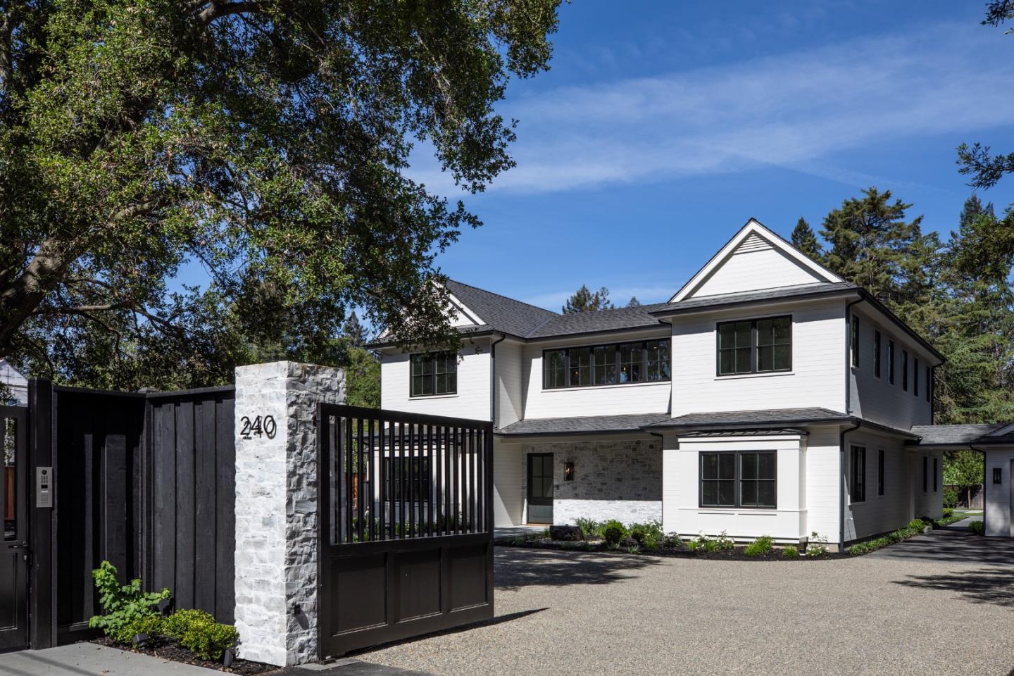 Detail Gallery Image 53 of 57 For 240 Valparaiso Ave, Atherton,  CA 94027 - 6 Beds | 6/1 Baths