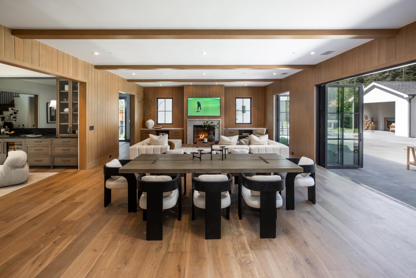 Detail Gallery Image 8 of 57 For 240 Valparaiso Ave, Atherton,  CA 94027 - 6 Beds | 6/1 Baths