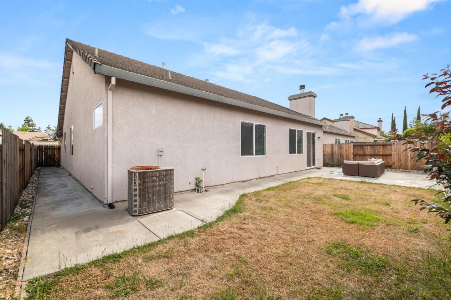 Detail Gallery Image 23 of 25 For 7008 Kilconnell Dr, Elk Grove,  CA 95758 - 4 Beds | 2 Baths