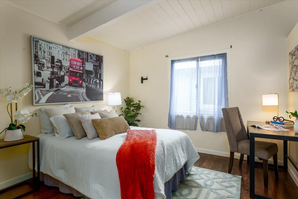 Detail Gallery Image 13 of 21 For 2037 Harding Ave, San Mateo,  CA 94403 - 3 Beds | 2 Baths