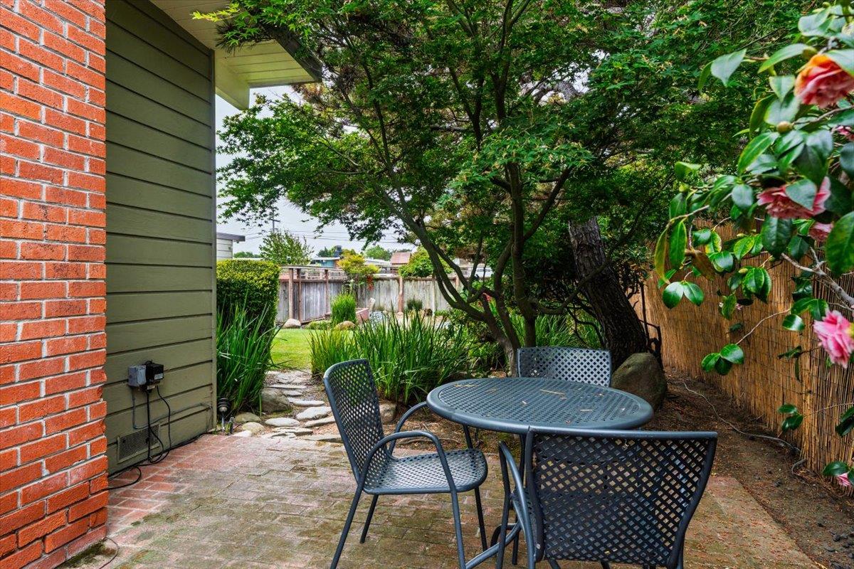 Detail Gallery Image 19 of 21 For 2037 Harding Ave, San Mateo,  CA 94403 - 3 Beds | 2 Baths