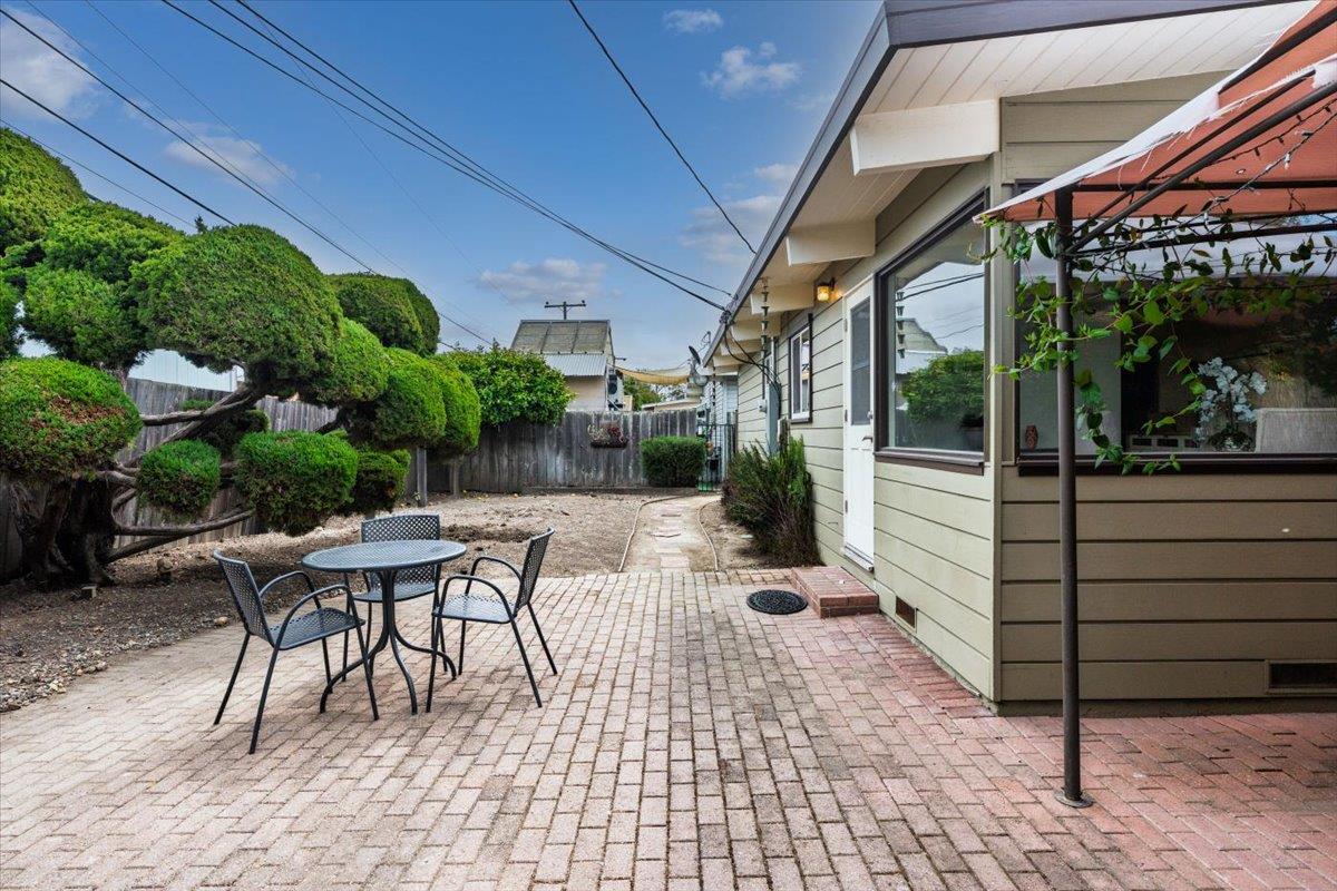 Detail Gallery Image 20 of 21 For 2037 Harding Ave, San Mateo,  CA 94403 - 3 Beds | 2 Baths