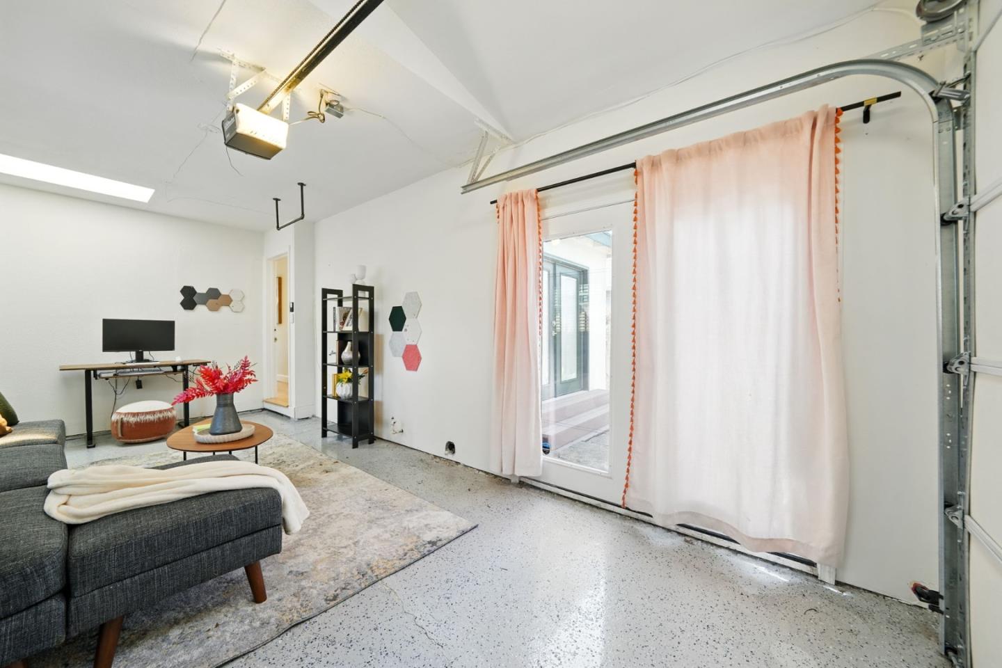 Detail Gallery Image 17 of 33 For 6532 Claremont Ave, Richmond,  CA 94805 - 3 Beds | 2 Baths