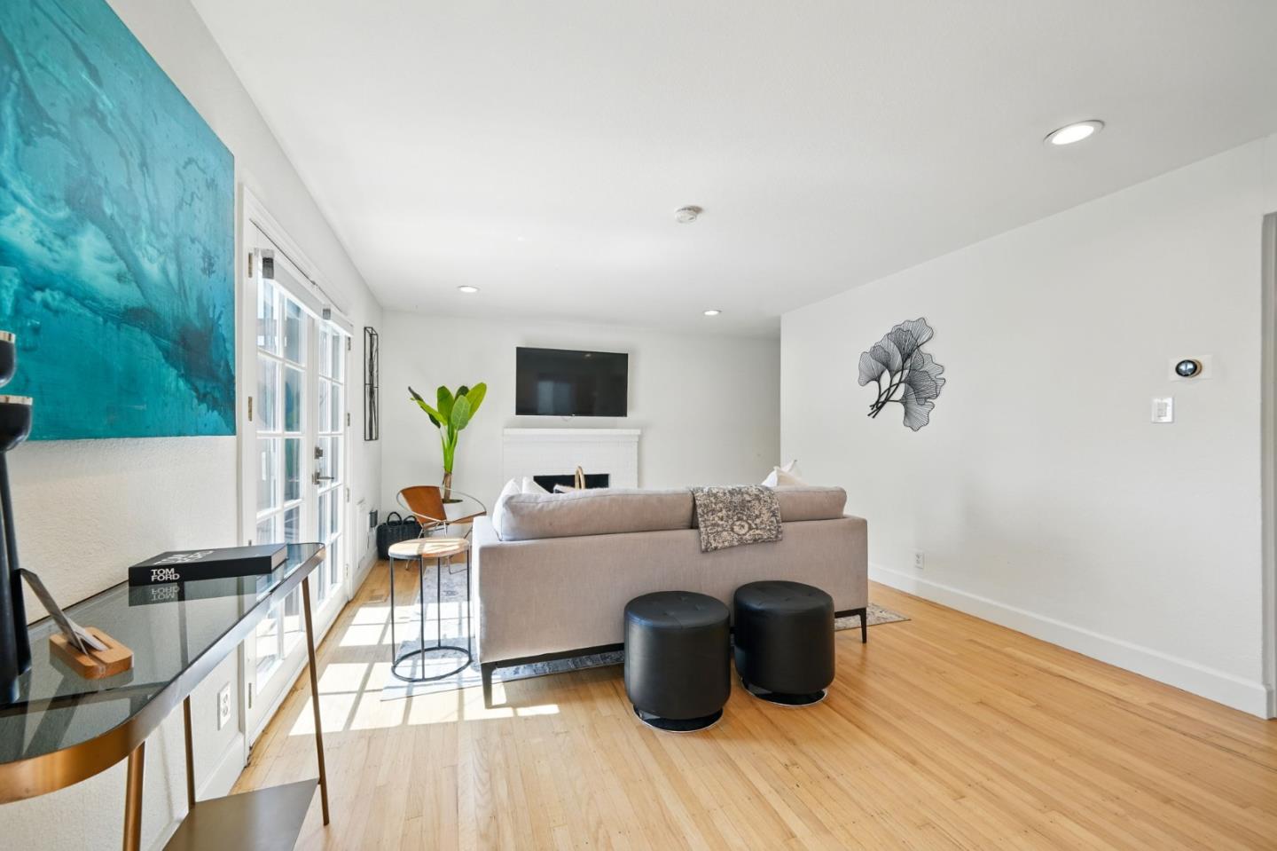 Detail Gallery Image 7 of 33 For 6532 Claremont Ave, Richmond,  CA 94805 - 3 Beds | 2 Baths