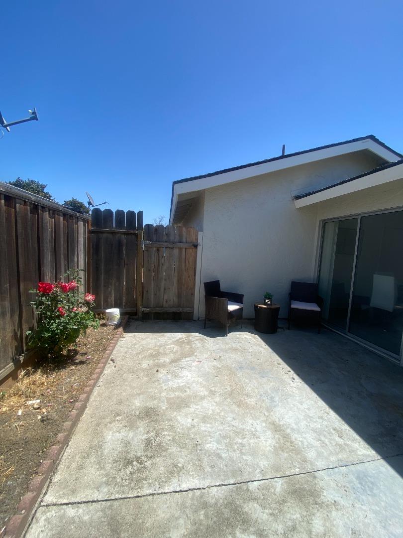 Detail Gallery Image 18 of 24 For 170 Gonzalez Dr, Hollister,  CA 95023 - 3 Beds | 2 Baths