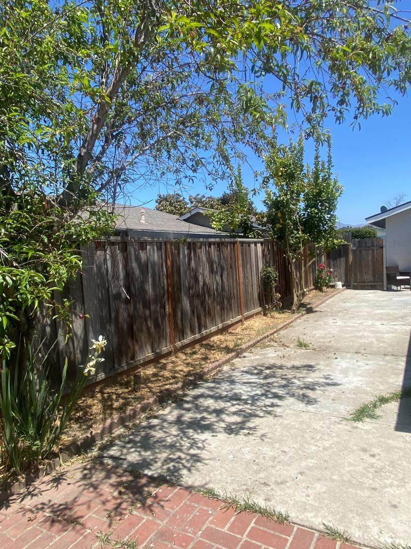 Detail Gallery Image 19 of 24 For 170 Gonzalez Dr, Hollister,  CA 95023 - 3 Beds | 2 Baths