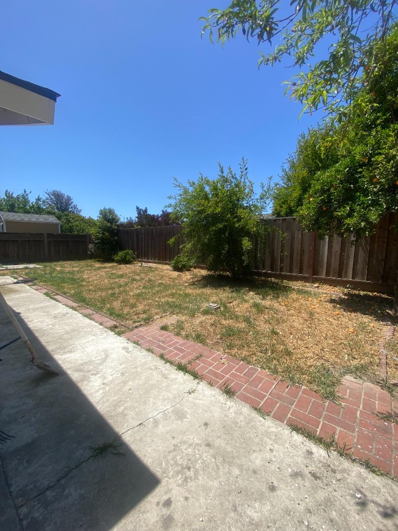 Detail Gallery Image 21 of 24 For 170 Gonzalez Dr, Hollister,  CA 95023 - 3 Beds | 2 Baths