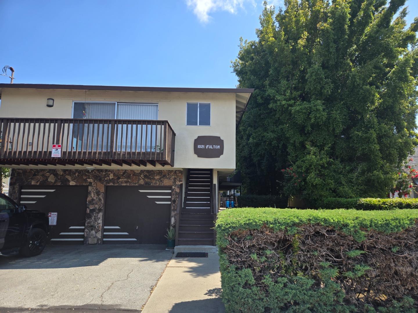 Detail Gallery Image 1 of 12 For 1021 Fulton St, Redwood City,  CA 94061 - 2 Beds | 1 Baths