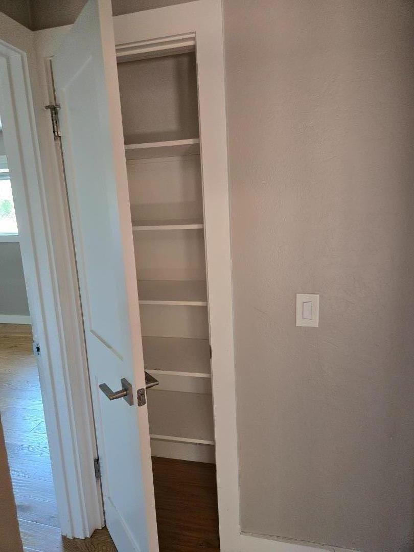 Detail Gallery Image 11 of 12 For 1021 Fulton St, Redwood City,  CA 94061 - 2 Beds | 1 Baths