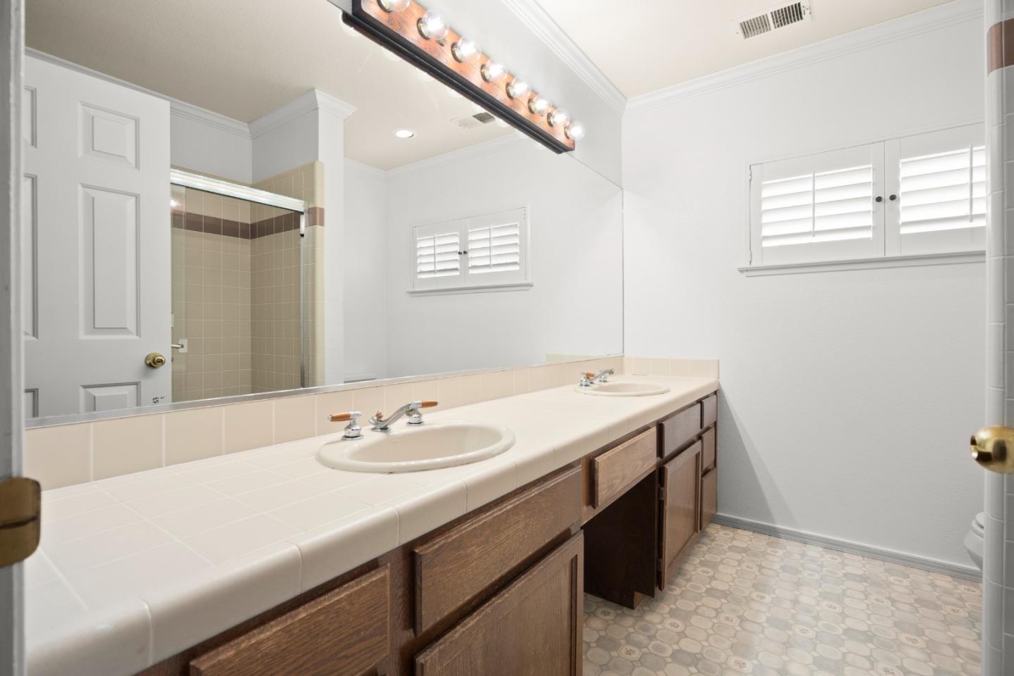 Detail Gallery Image 39 of 52 For 420 Greenbrier Rd, Half Moon Bay,  CA 94019 - 4 Beds | 3 Baths