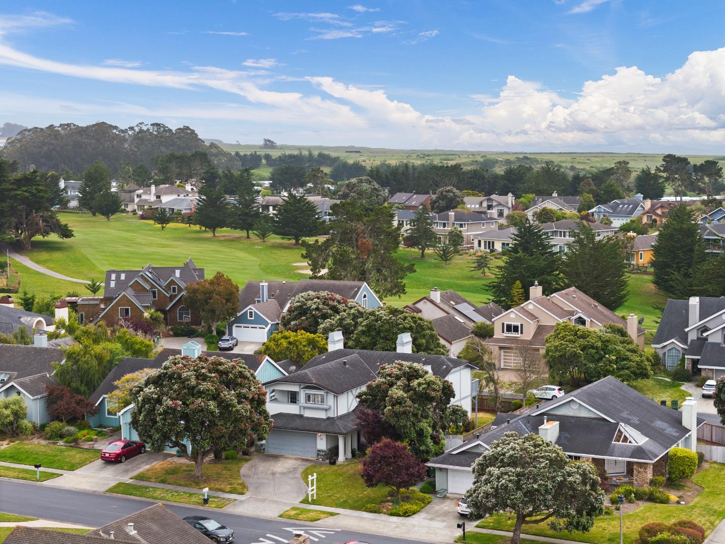 Detail Gallery Image 50 of 52 For 420 Greenbrier Rd, Half Moon Bay,  CA 94019 - 4 Beds | 3 Baths