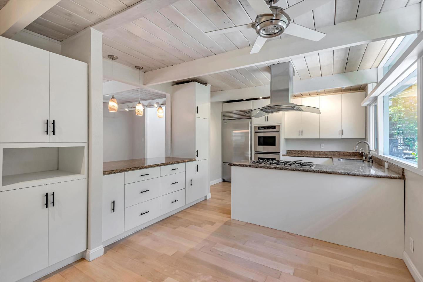 Detail Gallery Image 17 of 57 For 3112 Sunset Ter, San Mateo,  CA 94403 - 4 Beds | 2 Baths