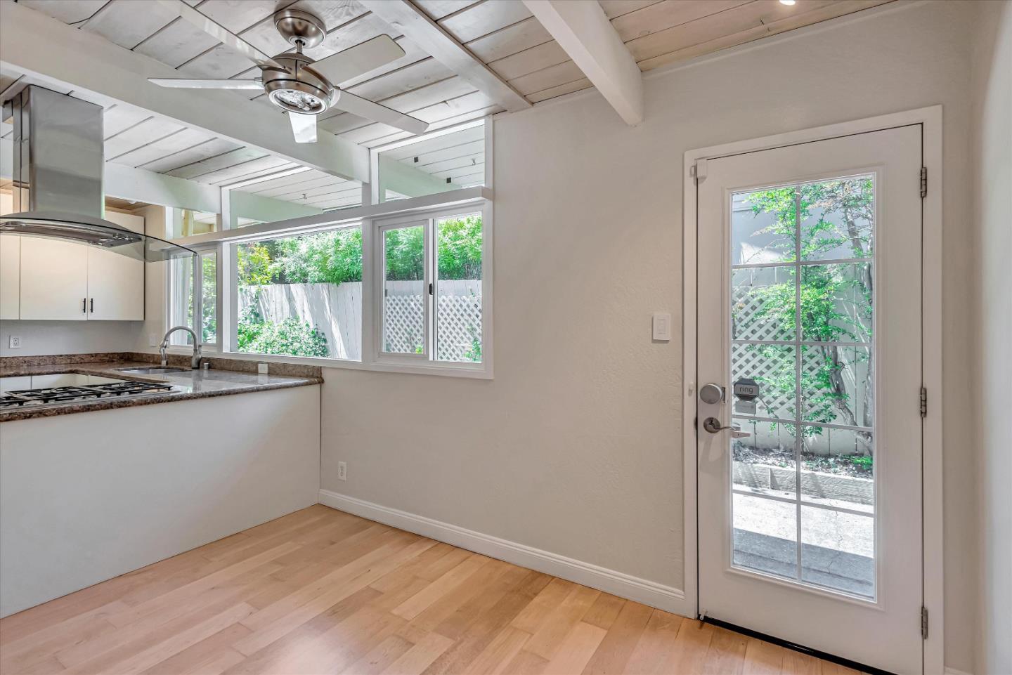 Detail Gallery Image 18 of 57 For 3112 Sunset Ter, San Mateo,  CA 94403 - 4 Beds | 2 Baths