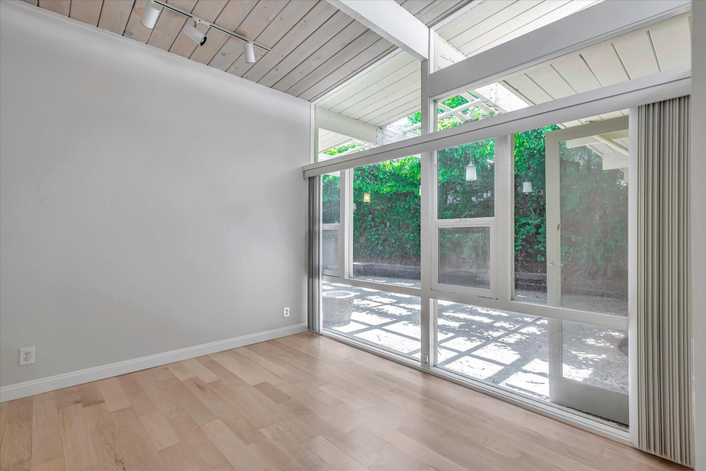 Detail Gallery Image 36 of 57 For 3112 Sunset Ter, San Mateo,  CA 94403 - 4 Beds | 2 Baths