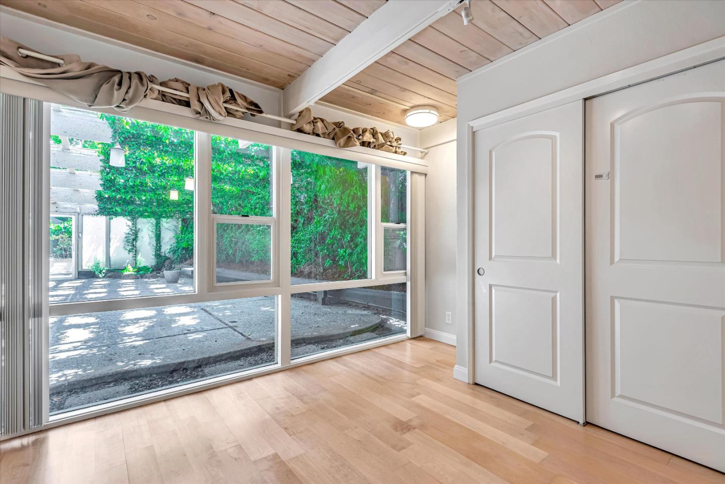 Detail Gallery Image 37 of 57 For 3112 Sunset Ter, San Mateo,  CA 94403 - 4 Beds | 2 Baths