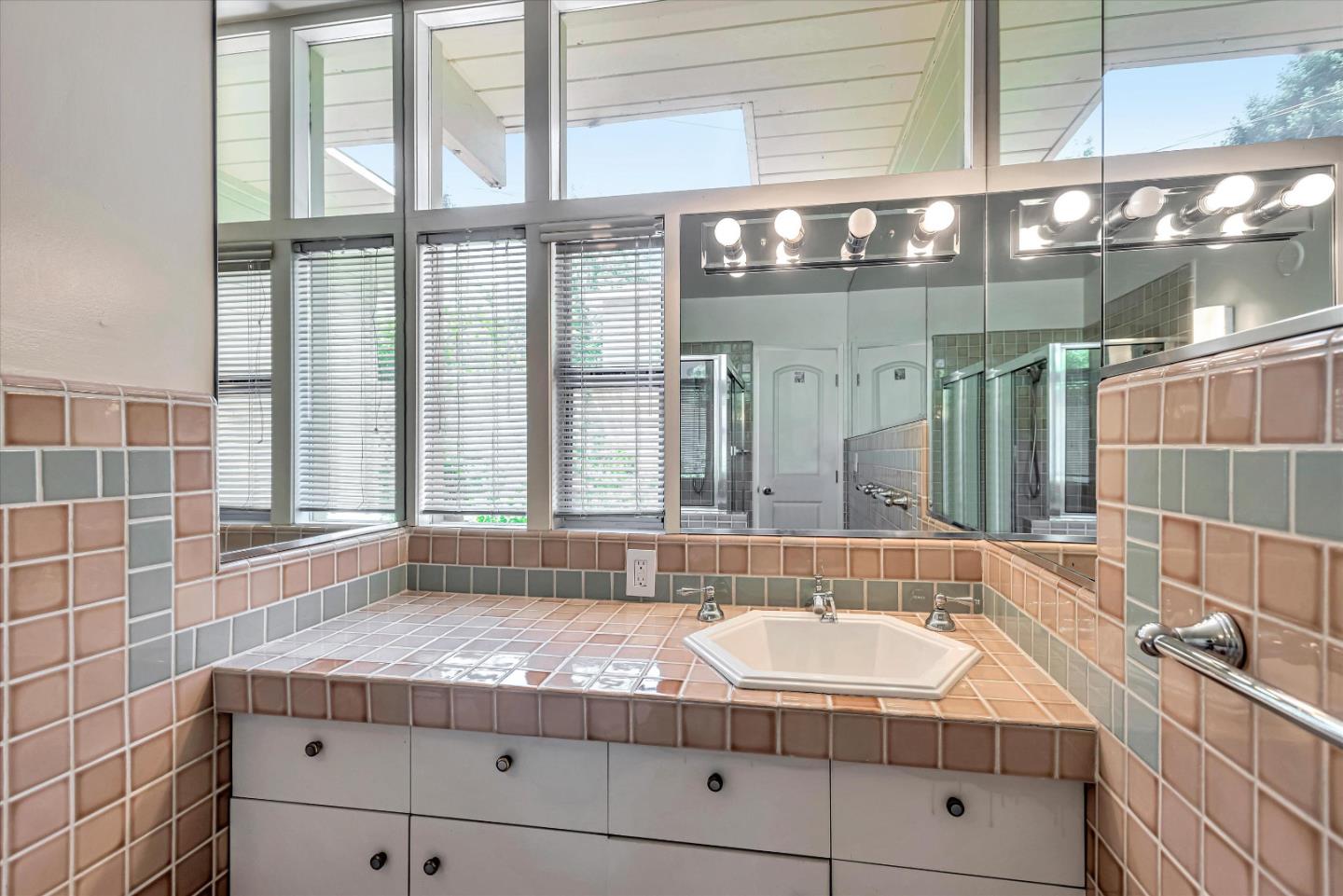 Detail Gallery Image 42 of 57 For 3112 Sunset Ter, San Mateo,  CA 94403 - 4 Beds | 2 Baths