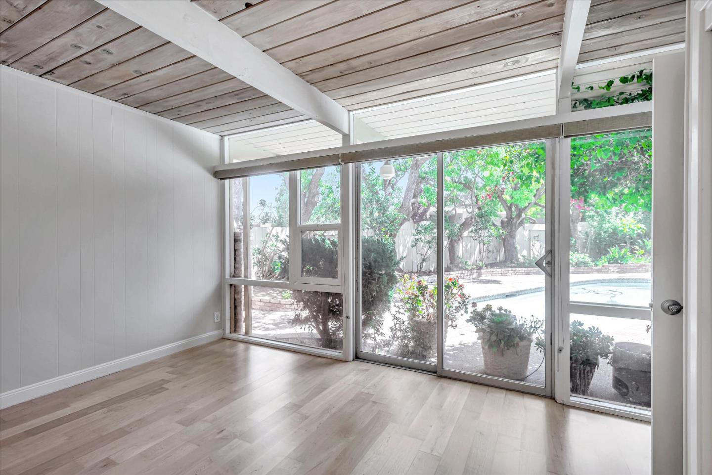 Detail Gallery Image 9 of 57 For 3112 Sunset Ter, San Mateo,  CA 94403 - 4 Beds | 2 Baths