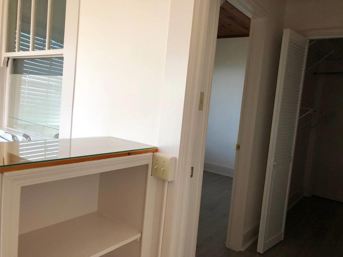 Detail Gallery Image 7 of 11 For 561 David Ave, Monterey,  CA 93940 - 1 Beds | 1 Baths