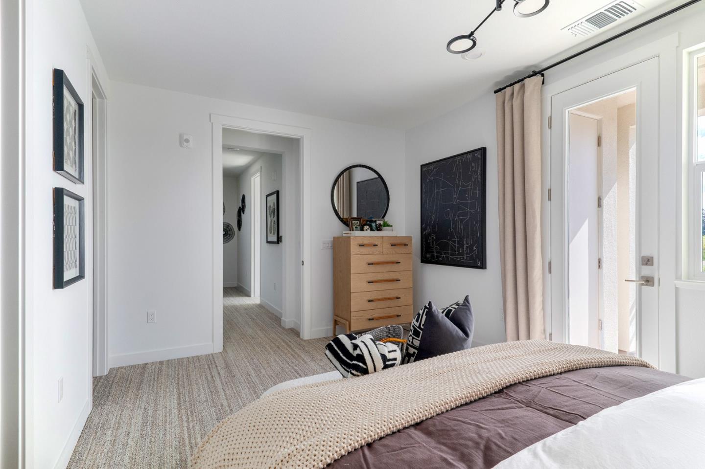 Detail Gallery Image 23 of 26 For 1301 Barbet Circle #3,  Sunnyvale,  CA 94087 - 3 Beds | 3 Baths