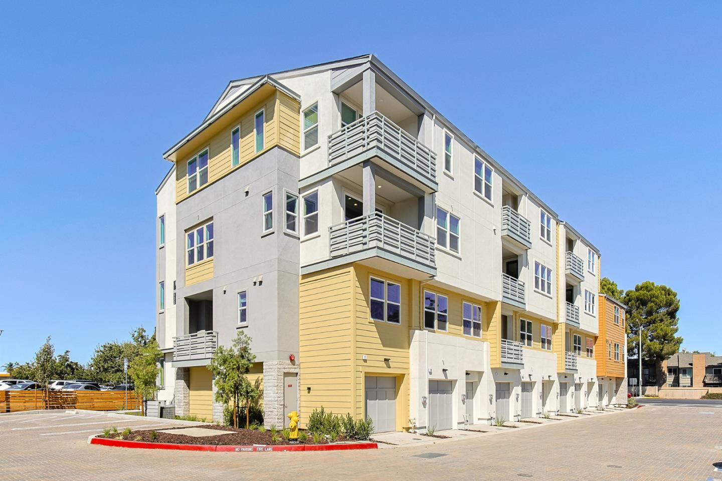 Detail Gallery Image 26 of 26 For 1301 Barbet Circle #3,  Sunnyvale,  CA 94087 - 3 Beds | 3 Baths