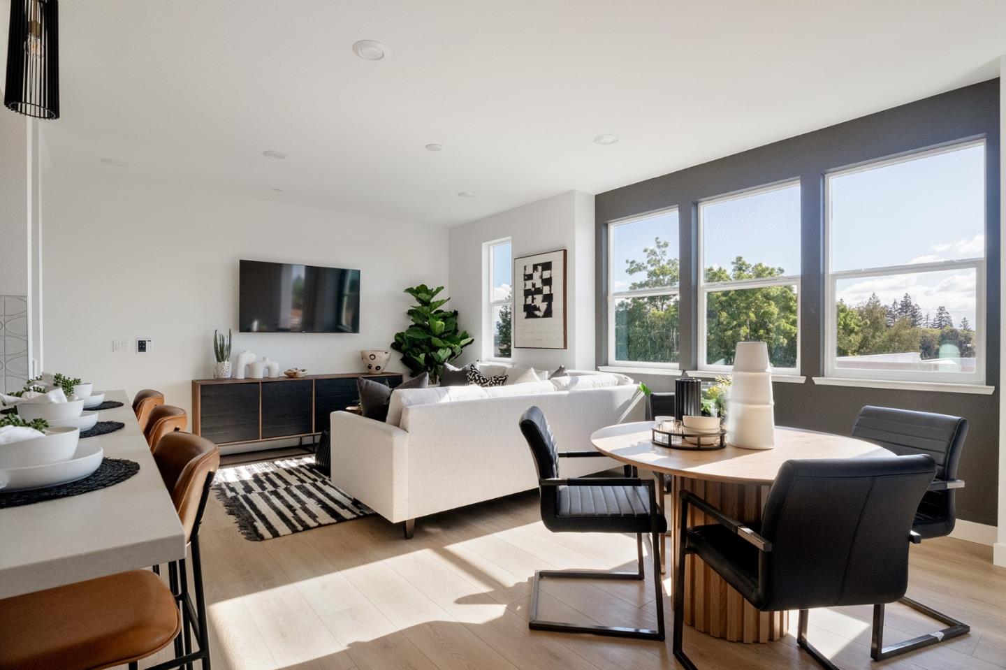 Detail Gallery Image 7 of 26 For 1301 Barbet Circle #3,  Sunnyvale,  CA 94087 - 3 Beds | 3 Baths