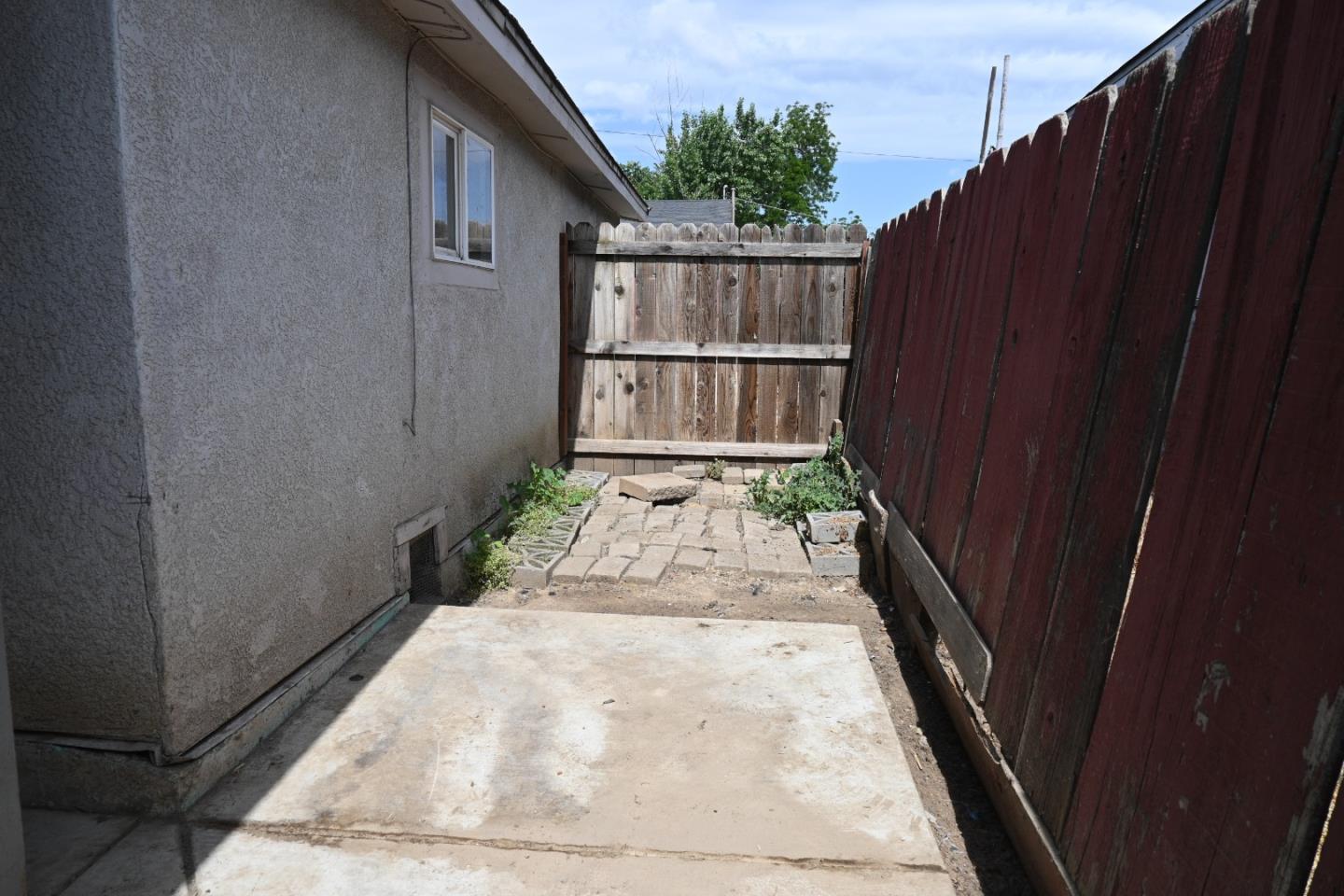 Detail Gallery Image 23 of 24 For 503 R St, Merced,  CA 95341 - 3 Beds | 1 Baths