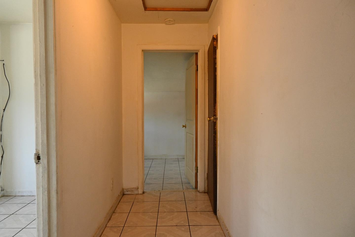 Detail Gallery Image 8 of 24 For 503 R St, Merced,  CA 95341 - 3 Beds | 1 Baths