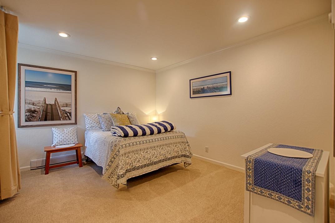 Detail Gallery Image 12 of 19 For 101 Shell Dr #170,  Watsonville,  CA 95076 - 2 Beds | 2 Baths