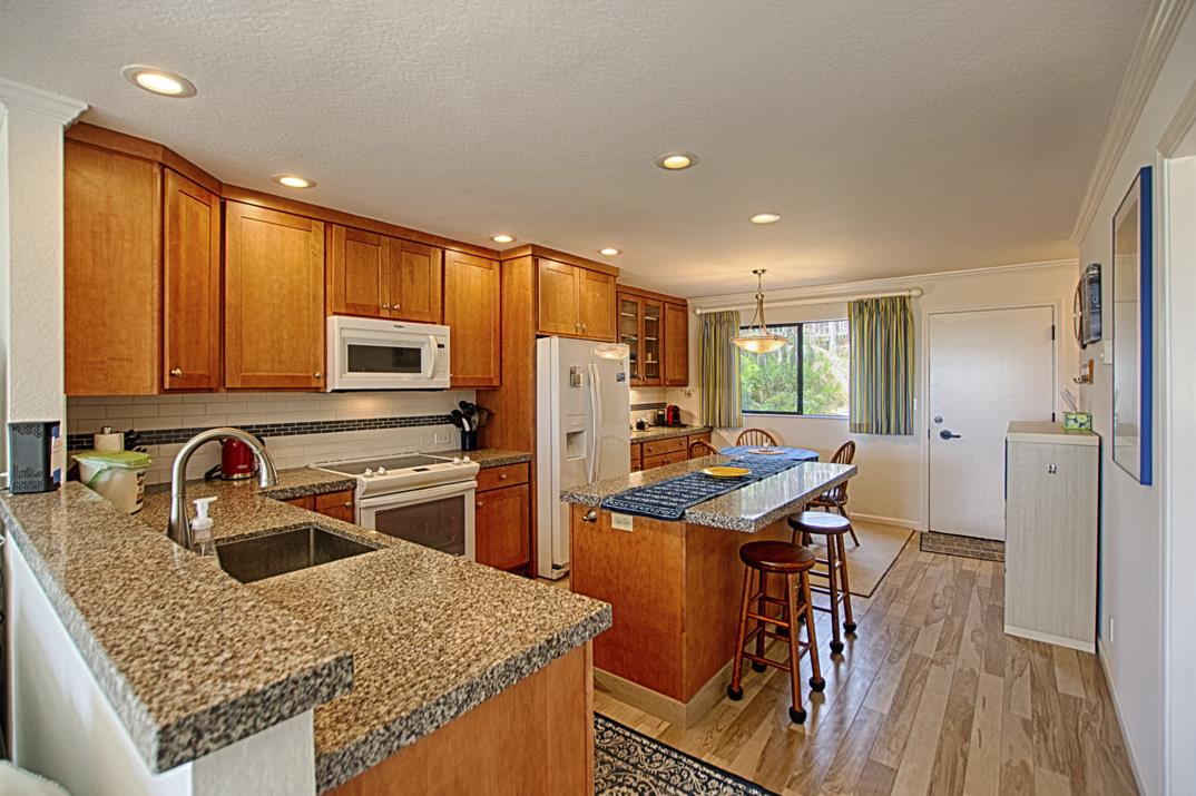 Detail Gallery Image 7 of 19 For 101 Shell Dr #170,  Watsonville,  CA 95076 - 2 Beds | 2 Baths