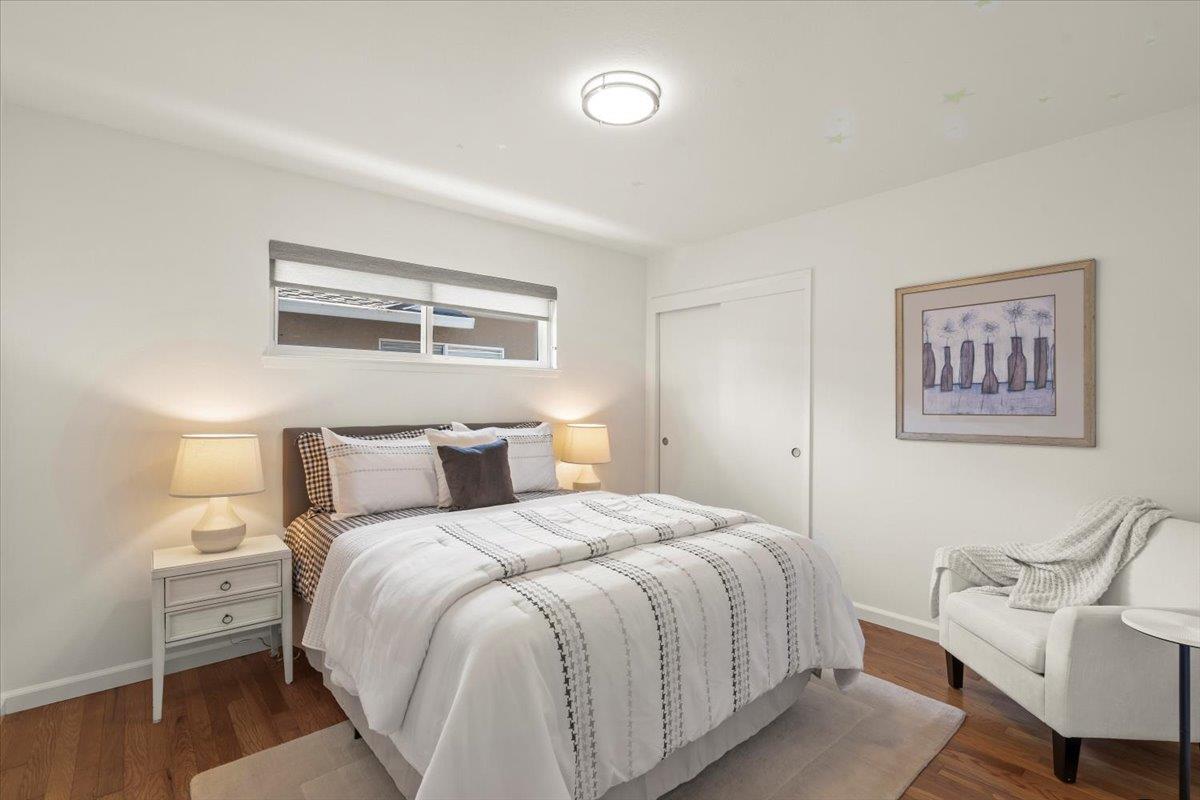 Detail Gallery Image 19 of 26 For 886 Garland Dr, Palo Alto,  CA 94303 - 3 Beds | 2 Baths