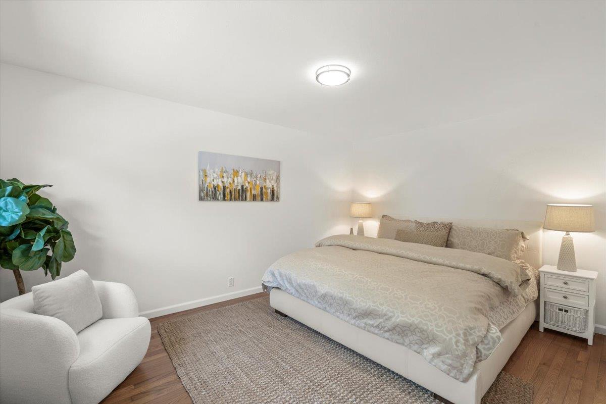 Detail Gallery Image 21 of 26 For 886 Garland Dr, Palo Alto,  CA 94303 - 3 Beds | 2 Baths