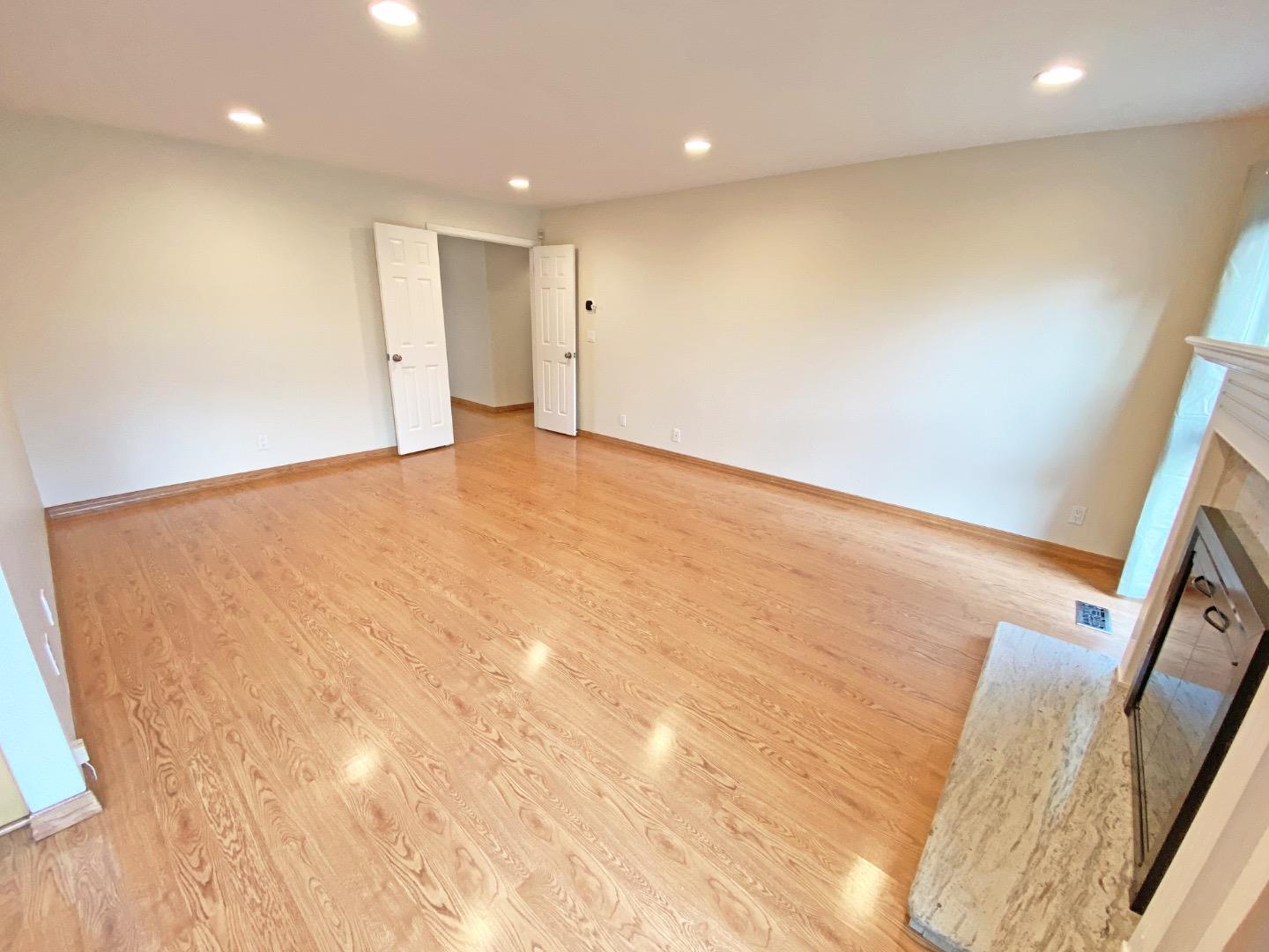 Detail Gallery Image 10 of 23 For 3042 Fowler Rd, San Jose,  CA 95135 - 3 Beds | 2 Baths