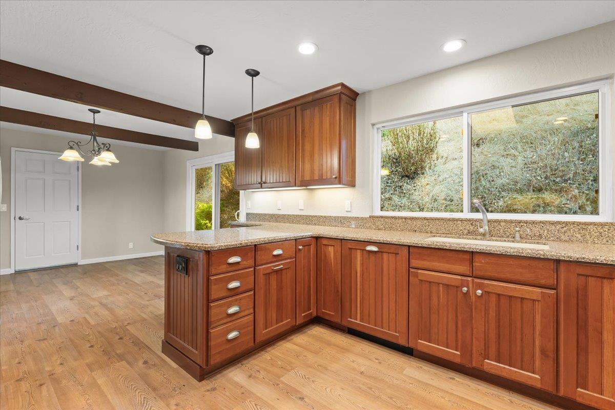 Detail Gallery Image 14 of 30 For 175 Rabbits Run Rd, Santa Cruz,  CA 95060 - 5 Beds | 3 Baths