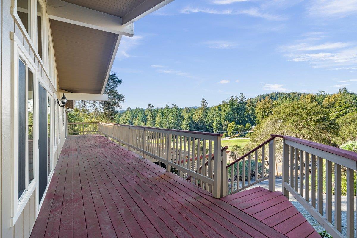 Detail Gallery Image 3 of 30 For 175 Rabbits Run Rd, Santa Cruz,  CA 95060 - 5 Beds | 3 Baths
