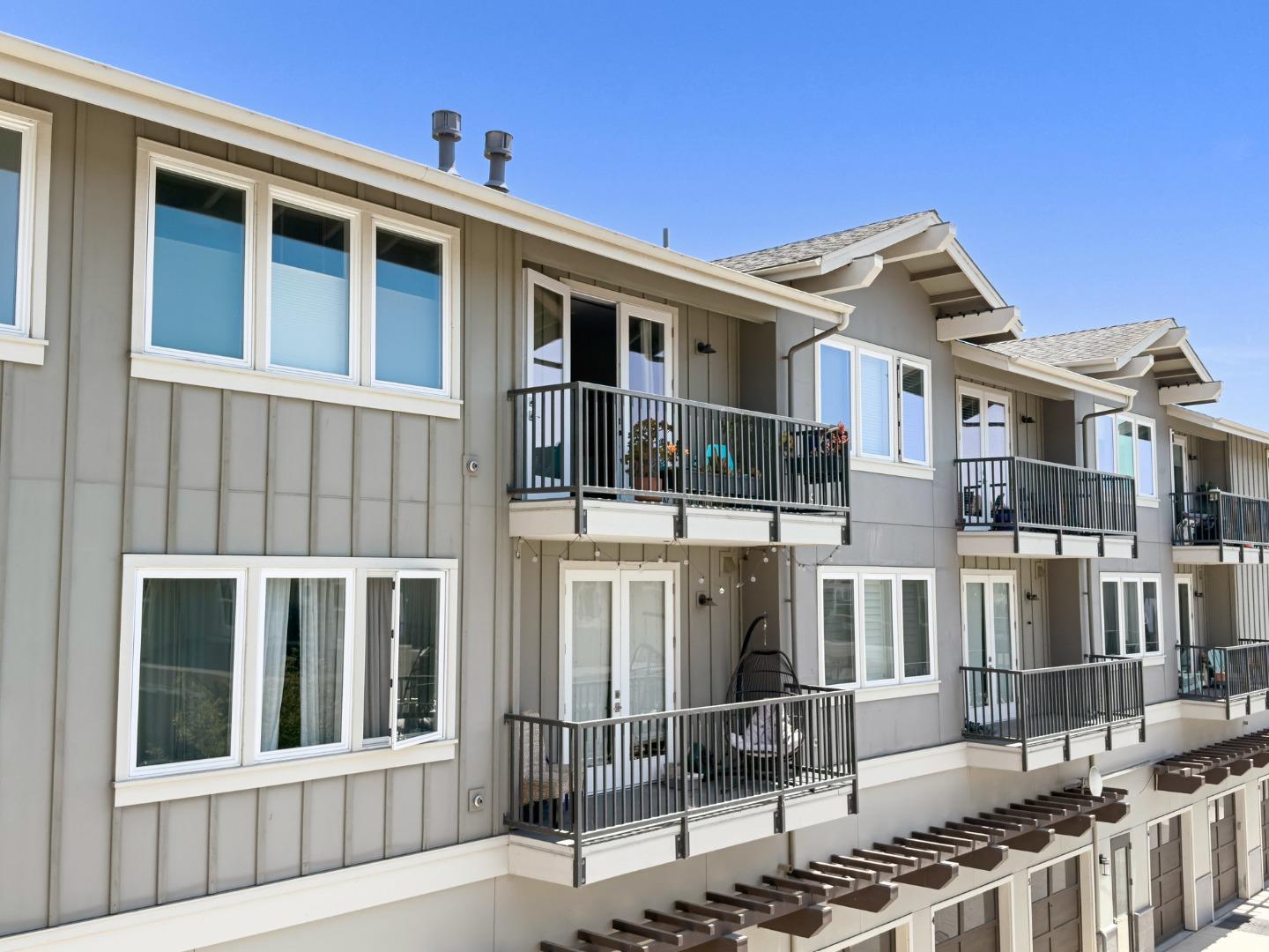Detail Gallery Image 20 of 32 For 141 Aptos Village Way #302,  Aptos,  CA 95003 - 1 Beds | 1 Baths