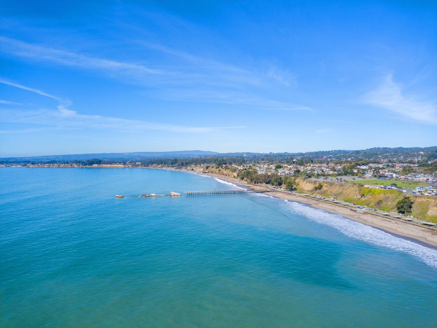Detail Gallery Image 29 of 32 For 141 Aptos Village Way #302,  Aptos,  CA 95003 - 1 Beds | 1 Baths
