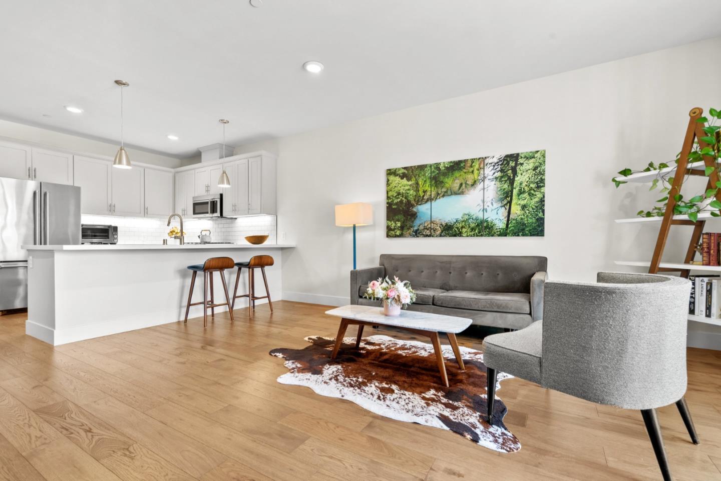 Detail Gallery Image 7 of 32 For 141 Aptos Village Way #302,  Aptos,  CA 95003 - 1 Beds | 1 Baths