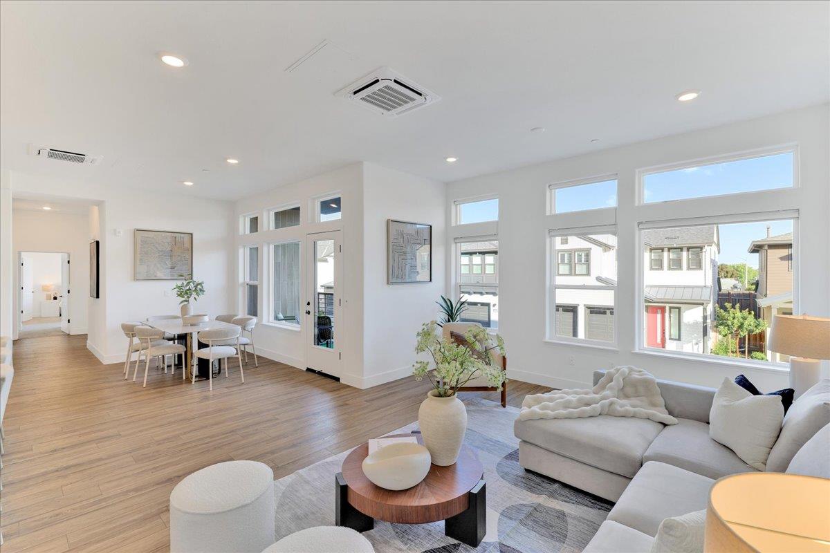 Detail Gallery Image 19 of 66 For 210 Waters Park Cir #204,  San Mateo,  CA 94403 - 3 Beds | 2 Baths
