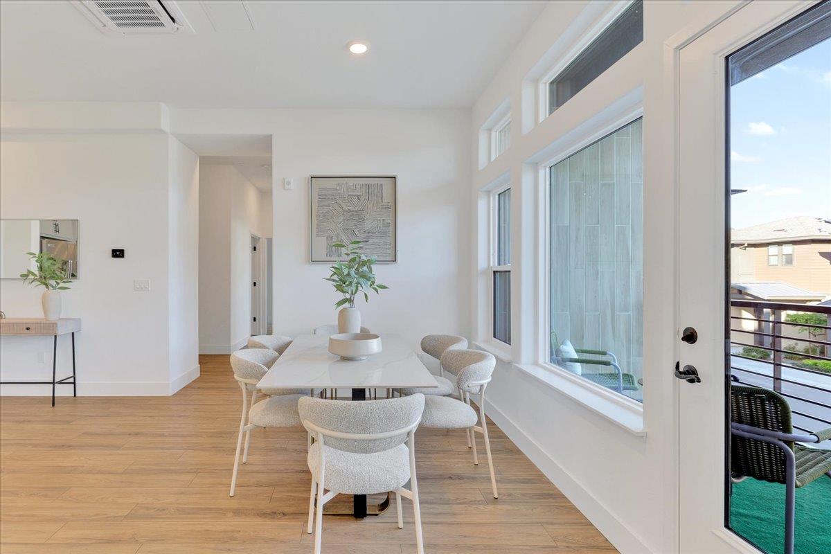 Detail Gallery Image 20 of 66 For 210 Waters Park Cir #204,  San Mateo,  CA 94403 - 3 Beds | 2 Baths