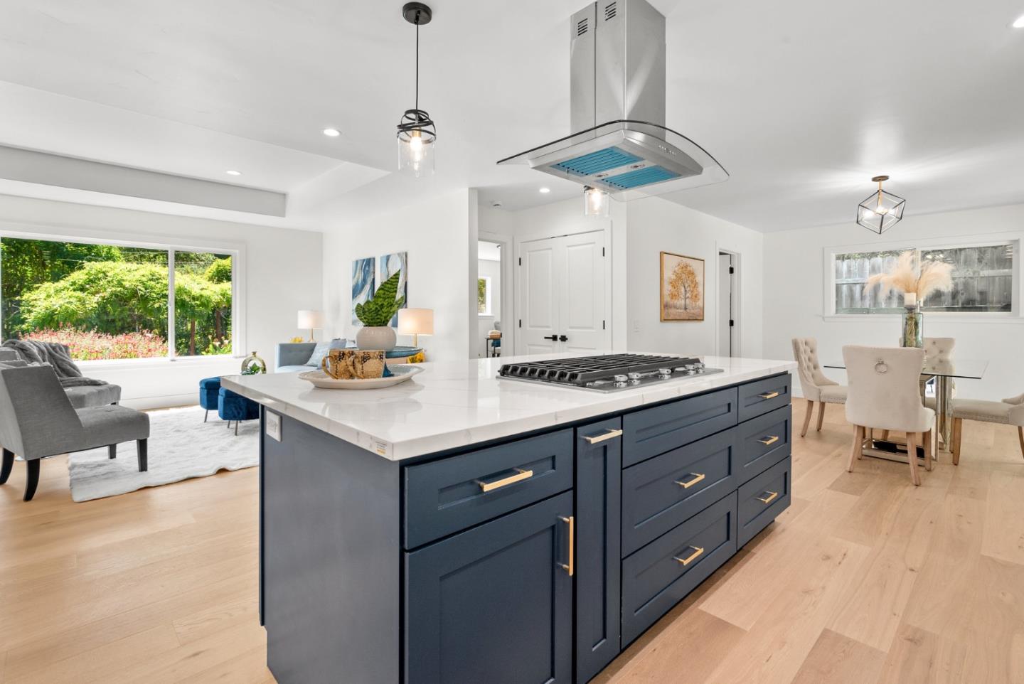 Detail Gallery Image 11 of 63 For 390 Glen Canyon Rd, Santa Cruz,  CA 95060 - 4 Beds | 3 Baths