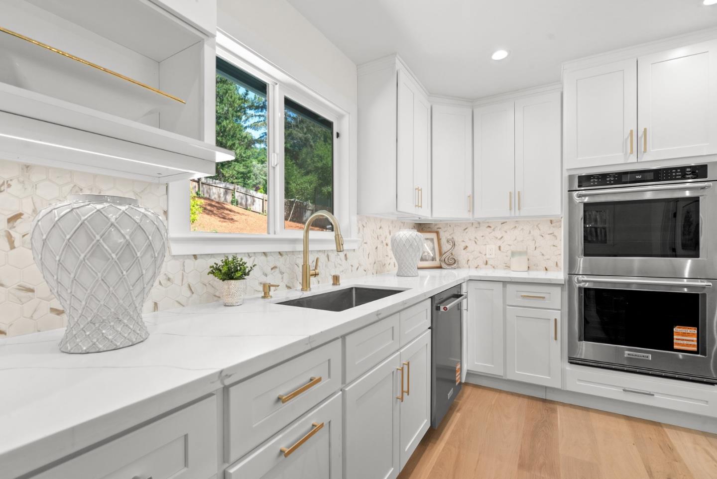 Detail Gallery Image 18 of 63 For 390 Glen Canyon Rd, Santa Cruz,  CA 95060 - 4 Beds | 3 Baths