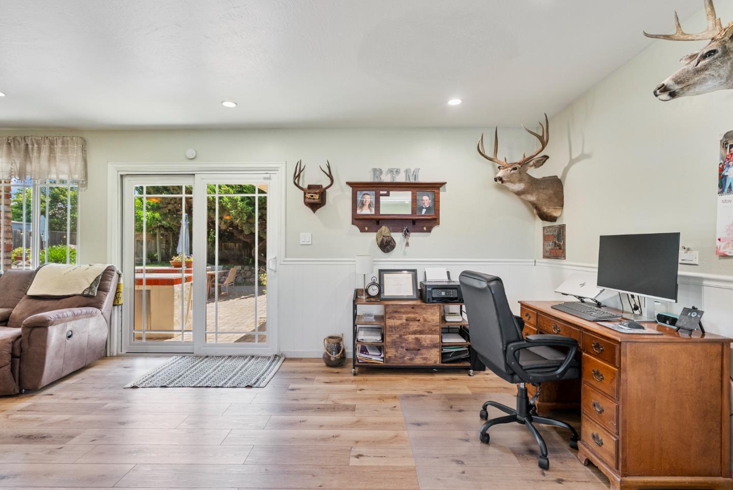Detail Gallery Image 20 of 52 For 1111 Westward Dr, Hollister,  CA 95023 - 3 Beds | 2 Baths