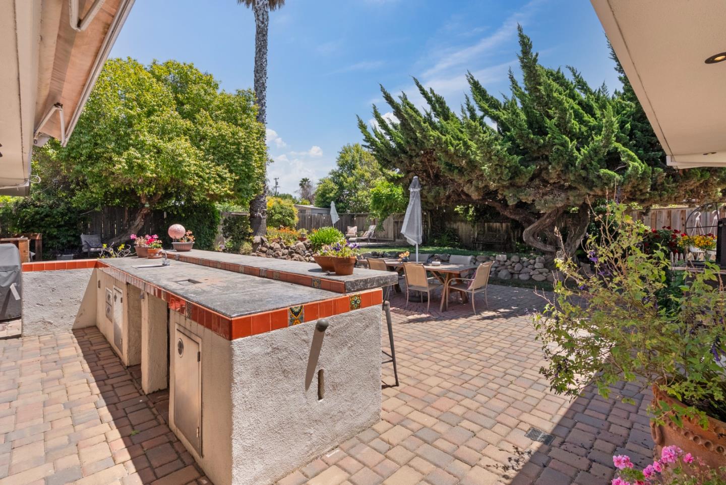 Detail Gallery Image 38 of 52 For 1111 Westward Dr, Hollister,  CA 95023 - 3 Beds | 2 Baths