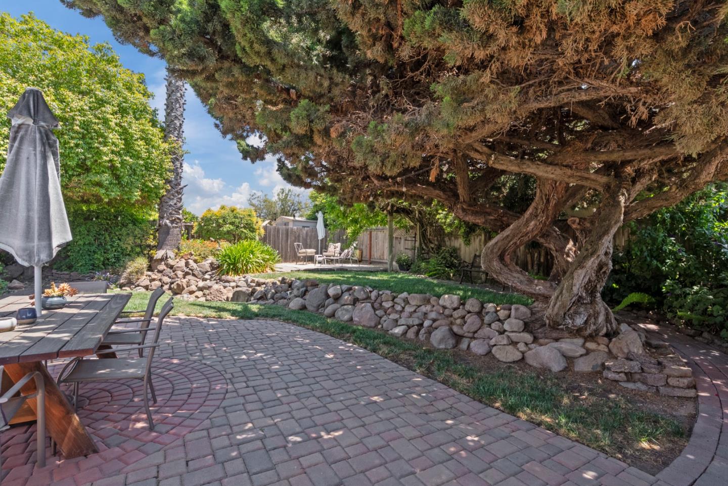 Detail Gallery Image 41 of 52 For 1111 Westward Dr, Hollister,  CA 95023 - 3 Beds | 2 Baths