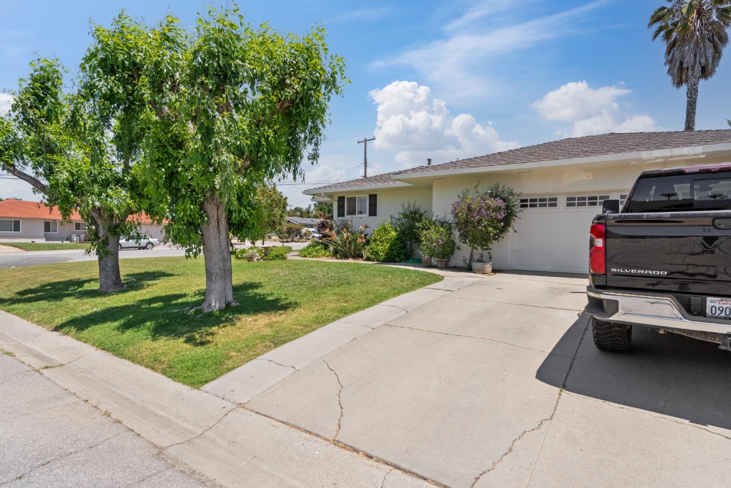 Detail Gallery Image 7 of 52 For 1111 Westward Dr, Hollister,  CA 95023 - 3 Beds | 2 Baths