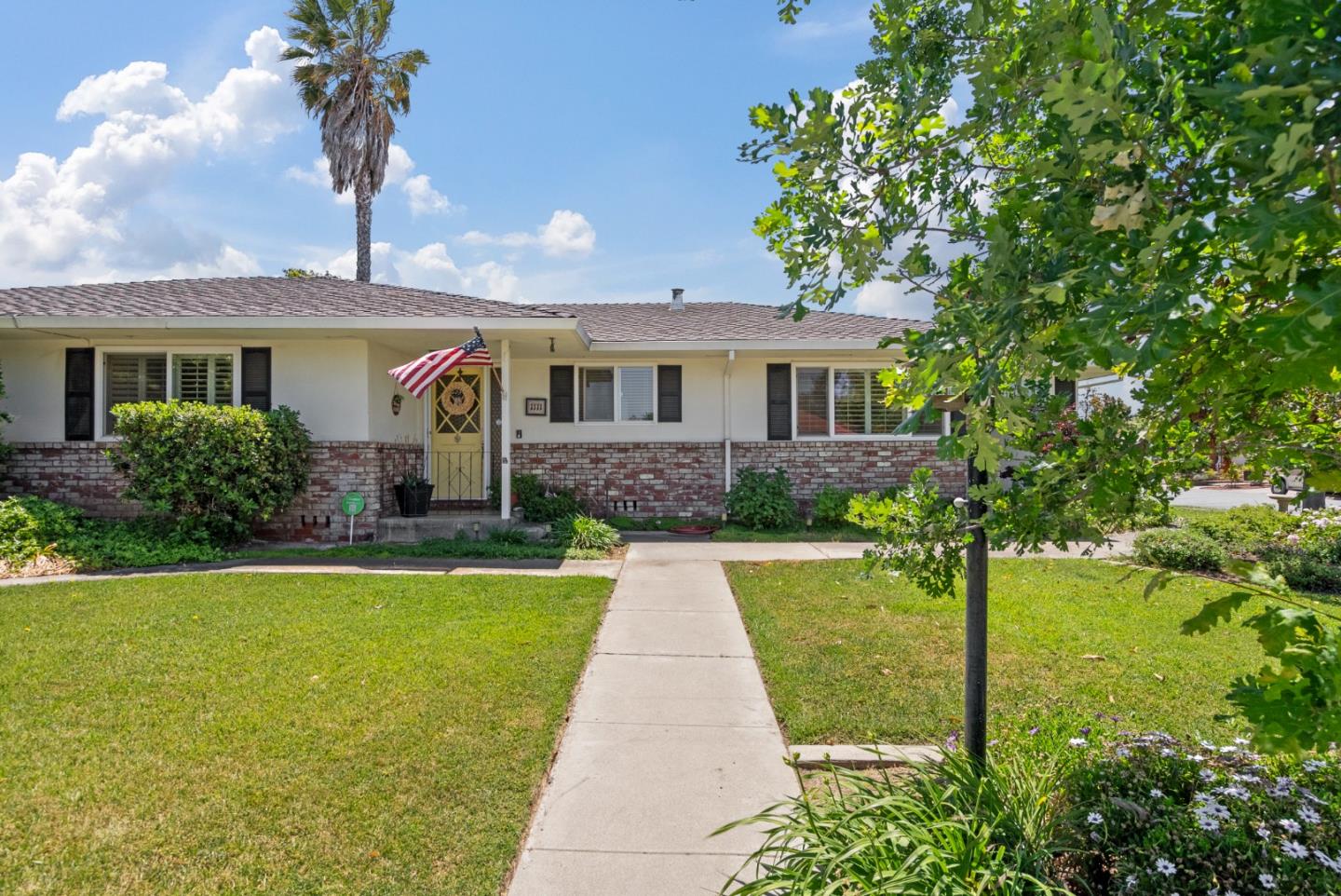 Detail Gallery Image 8 of 52 For 1111 Westward Dr, Hollister,  CA 95023 - 3 Beds | 2 Baths