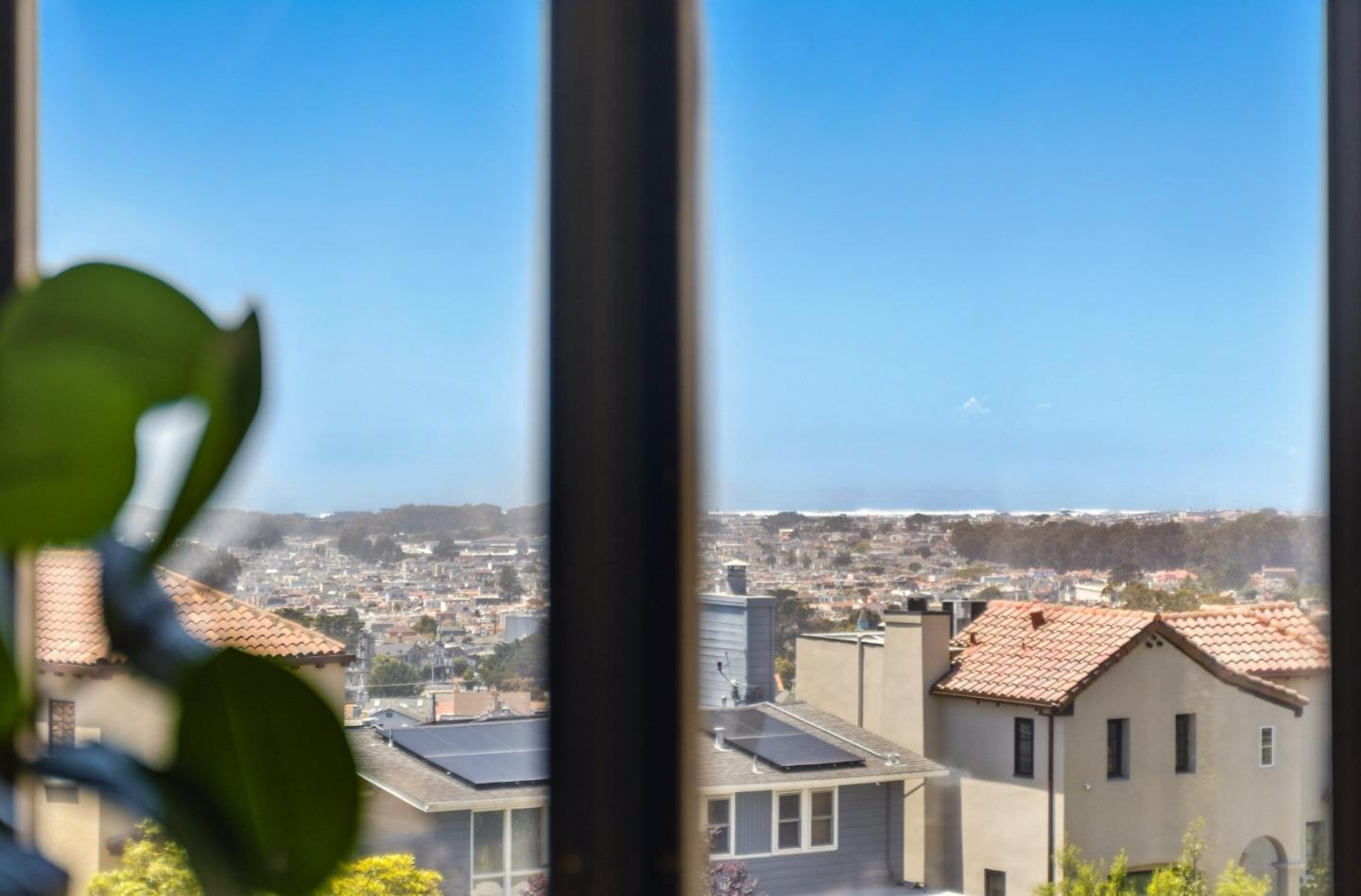 Detail Gallery Image 69 of 70 For 1260 Monterey Blvd, San Francisco,  CA 94127 - 4 Beds | 3/1 Baths