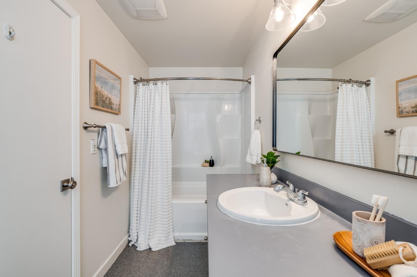 Detail Gallery Image 23 of 44 For 219 San Jose Ave, Capitola,  CA 95010 - – Beds | – Baths