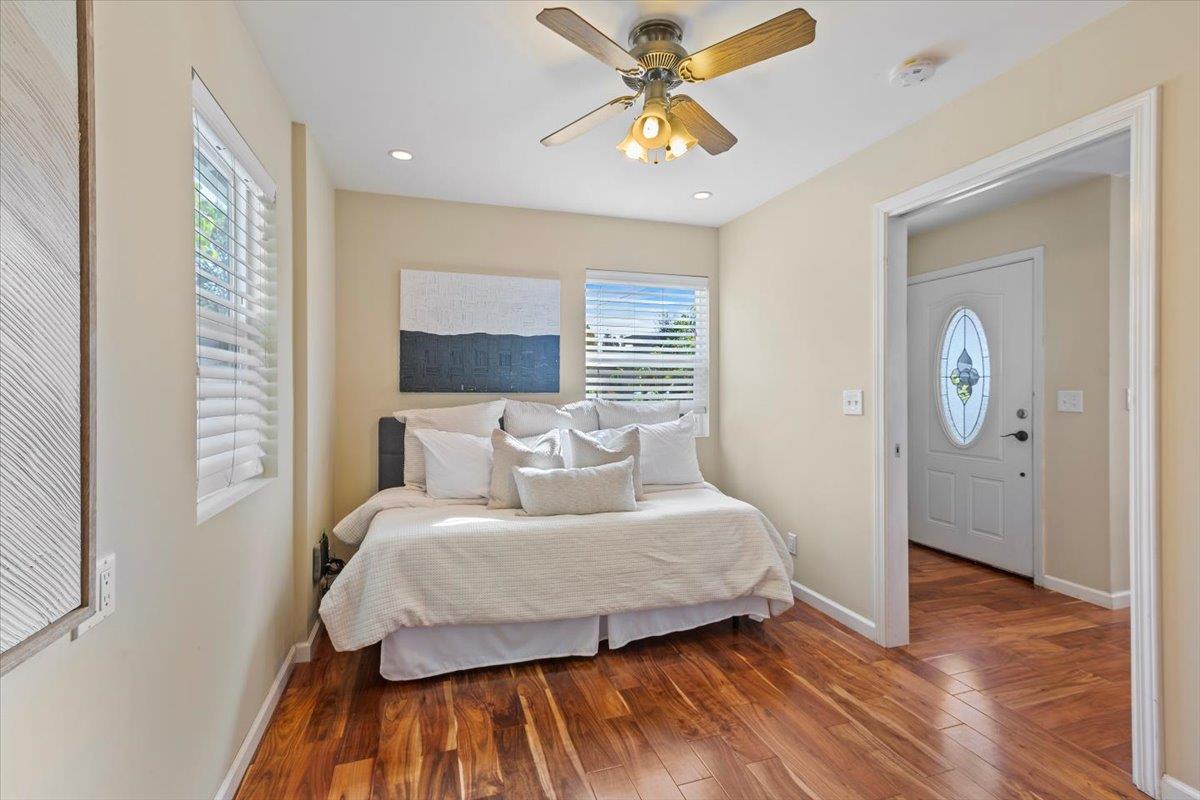 Detail Gallery Image 11 of 23 For 1403 Hudson St, Redwood City,  CA 94061 - 3 Beds | 2 Baths